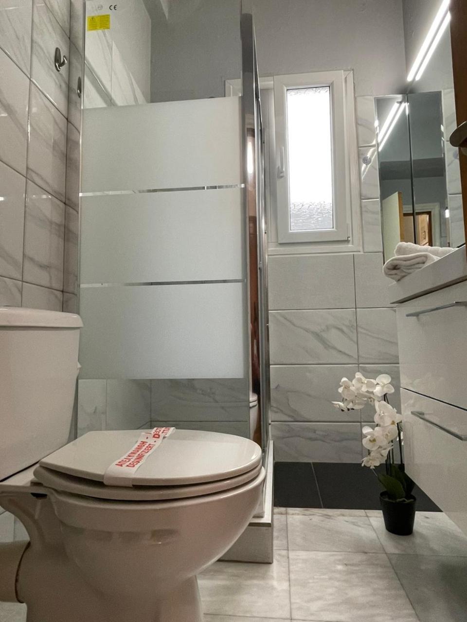 At Premium Syntagma Location - Experience 1 Apartment *